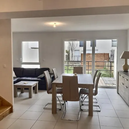 Pavillon Neuf Pour 6 Personnes + Bebe بيت للعطل *